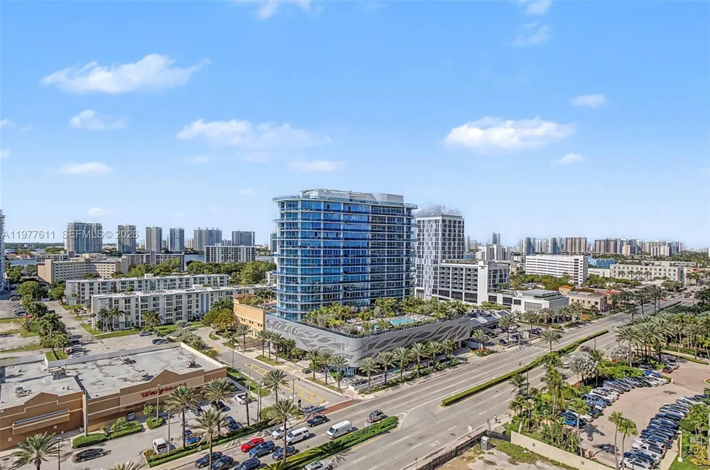 17475 Collins Ave #904 Miami Beach, FL 33160