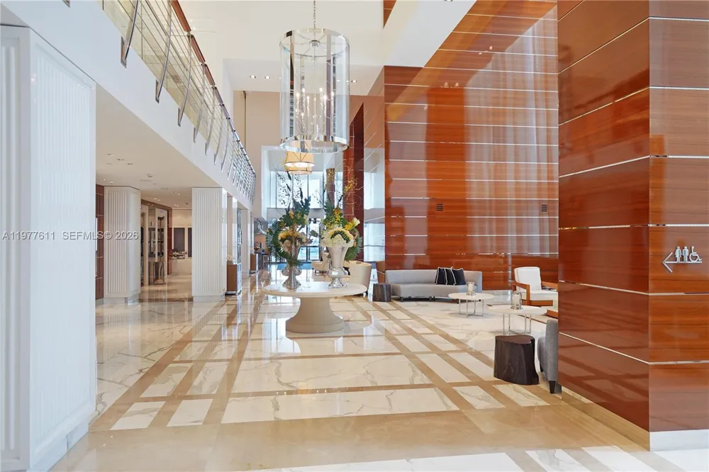 17475 Collins Ave #904 Miami Beach, FL 33160