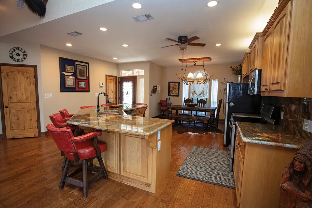 880 Cliffs Drive Possum Kingdom Lake, TX 76449