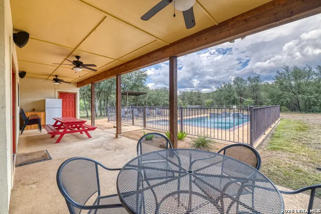 900 Tierra Linda Concan, TX 78838