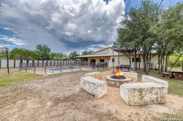 900 Tierra Linda Concan, TX 78838