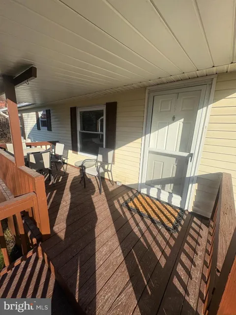 110 GREENBRIAR DRIVE