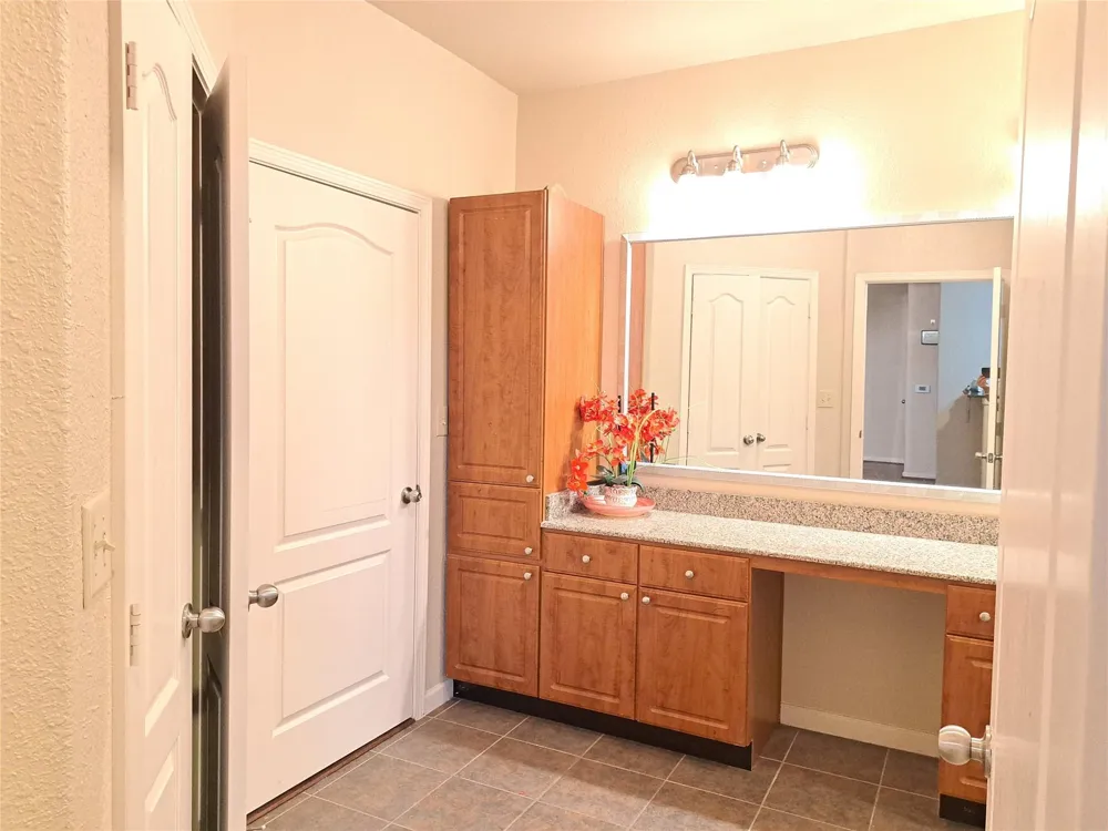 1711 Old Spanish Trail #457 Houston, TX 77054