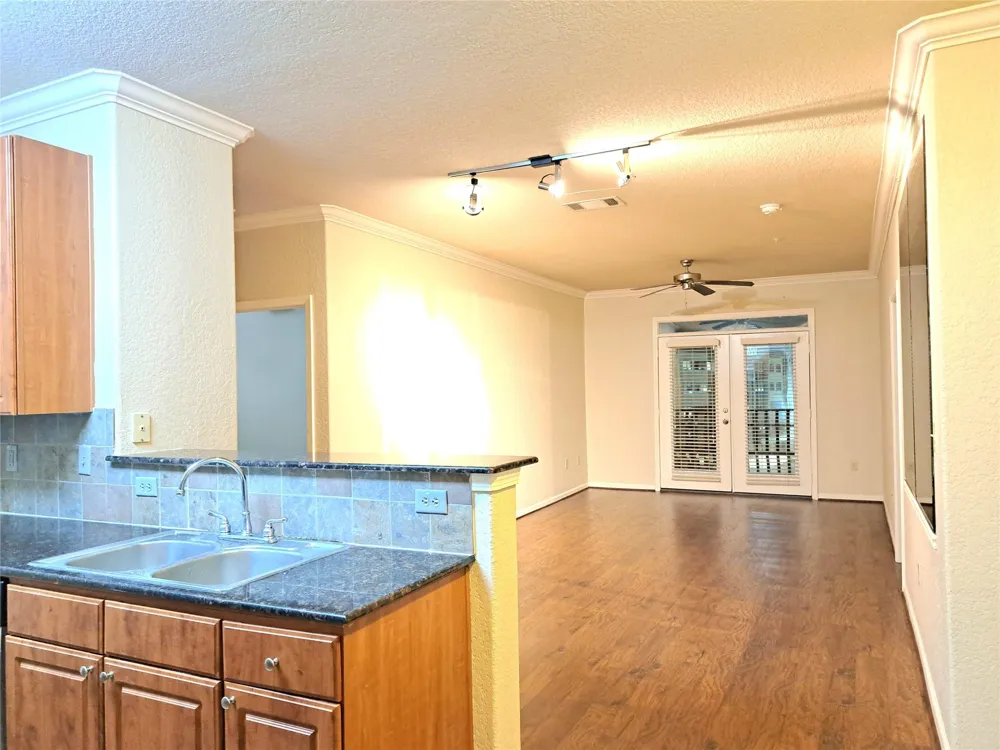 1711 Old Spanish Trail #457 Houston, TX 77054
