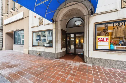 417 Vine Street #201