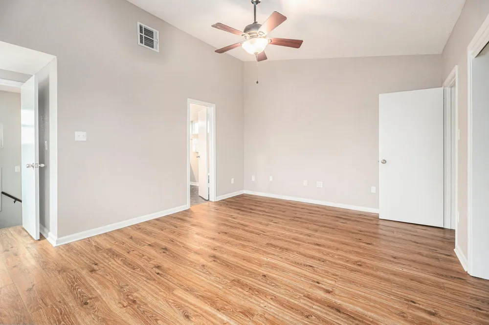 658 Warsaw Street Bayou Vista, TX 77563