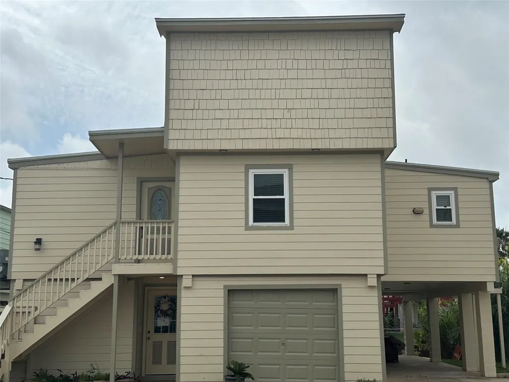 658 Warsaw Street Bayou Vista, TX 77563