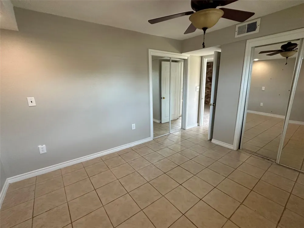 658 Warsaw Street Bayou Vista, TX 77563