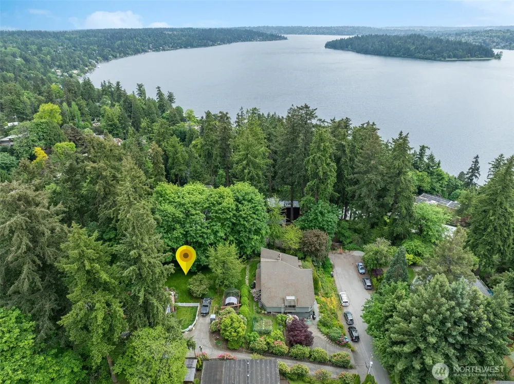 73 XX SE 38th Street Mercer Island, WA 98040