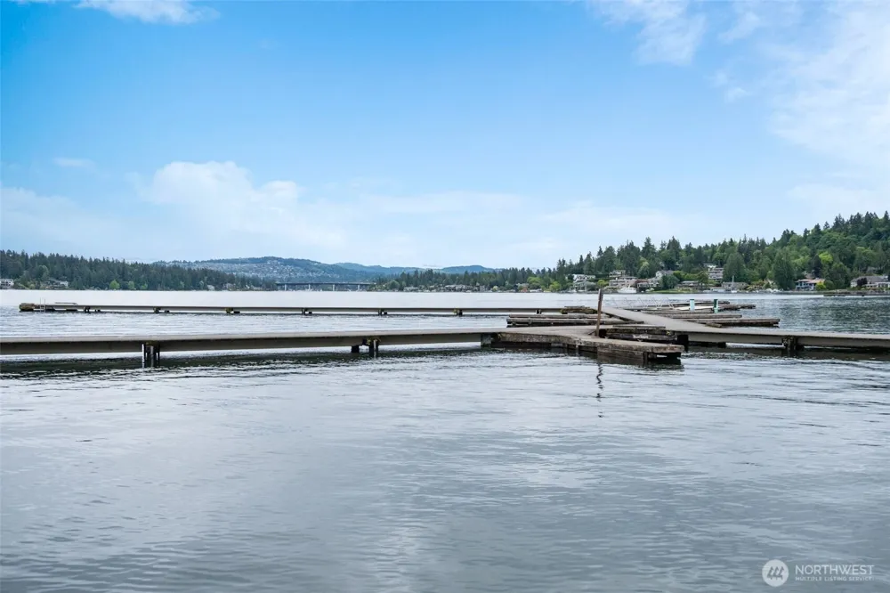 73 XX SE 38th Street Mercer Island, WA 98040