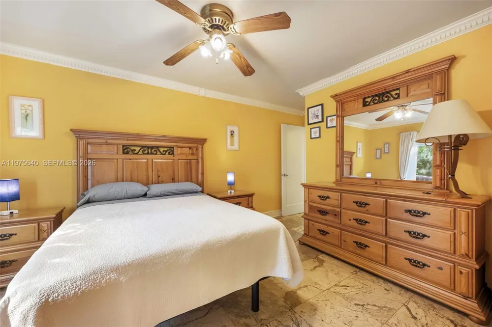 1645 S Bayshore Dr Coconut Grove, FL 33133