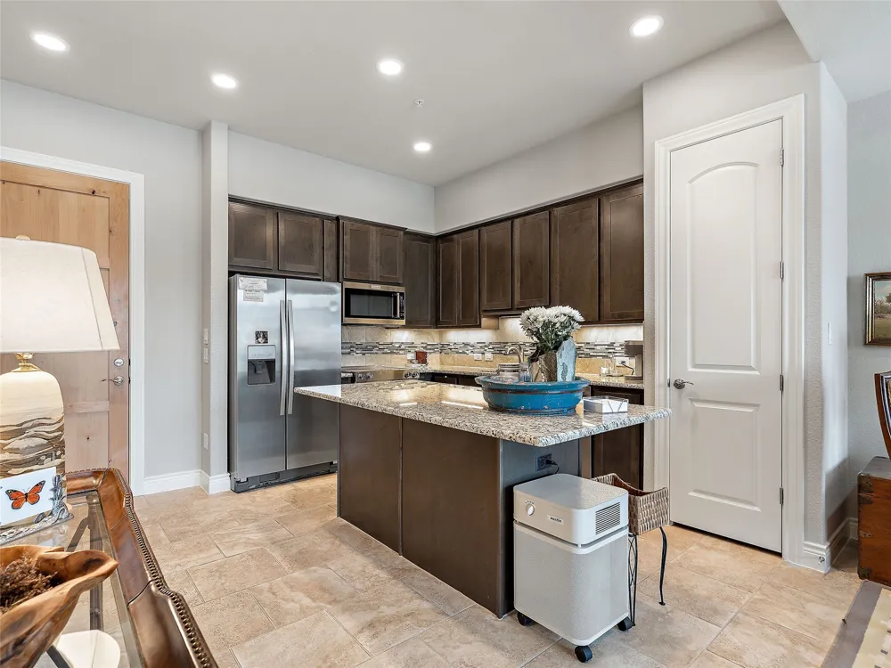 106 Bella Toscana Avenue #3204 Lakeway, TX 78734