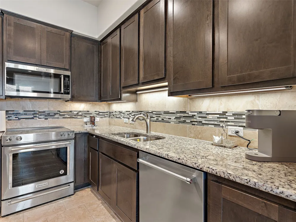 106 Bella Toscana Avenue #3204 Lakeway, TX 78734