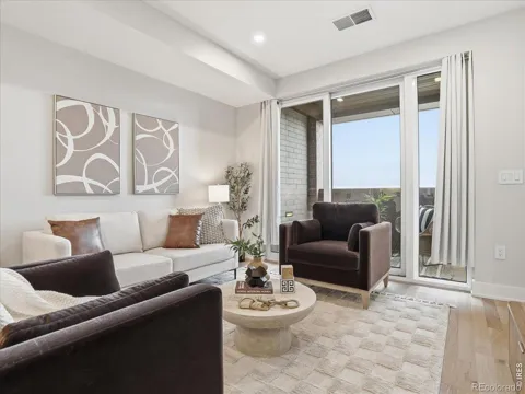 221 E Mountain Avenue #316