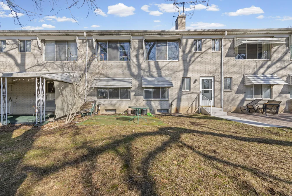 5955 Alan Drive #61 Brighton Township, MI 48116