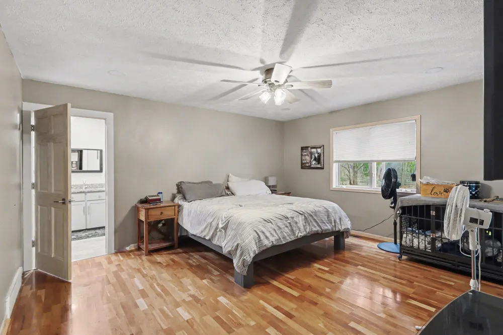 8127 Robinbrook Street Richland Village, MI 49083