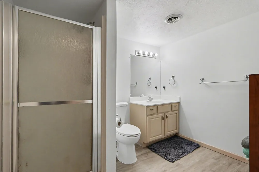 8127 Robinbrook Street Richland Village, MI 49083