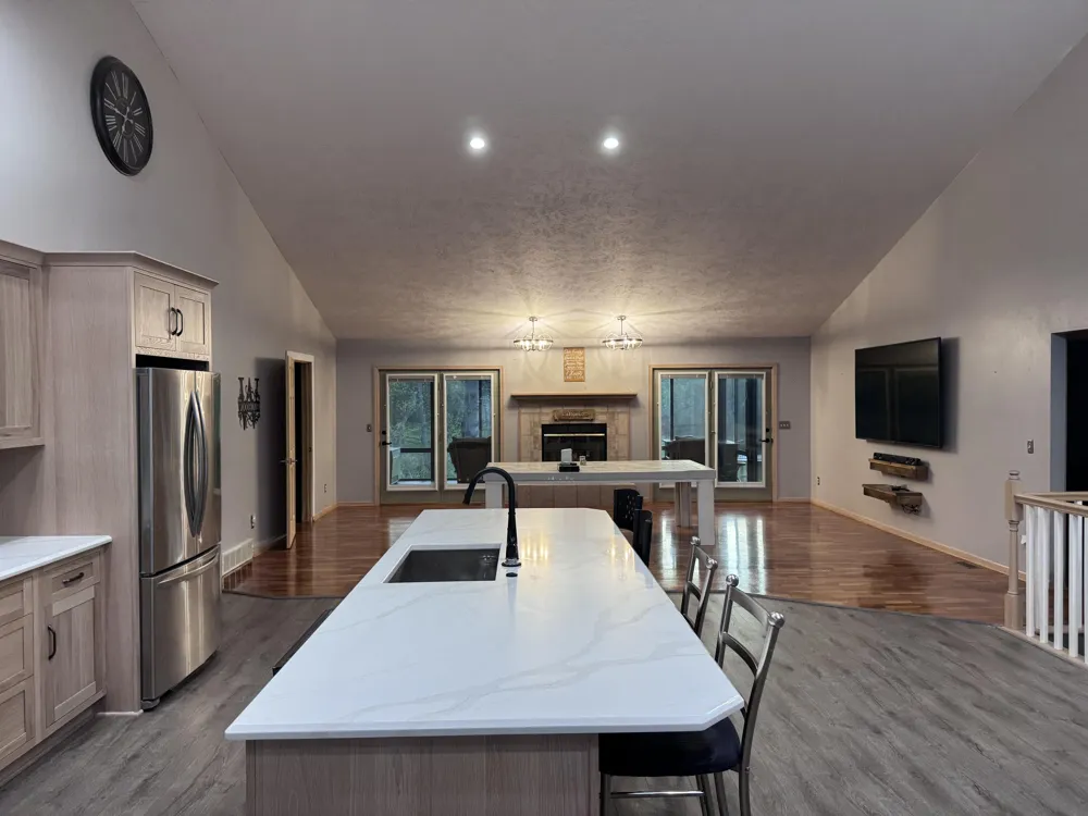 8127 Robinbrook Street Richland Village, MI 49083