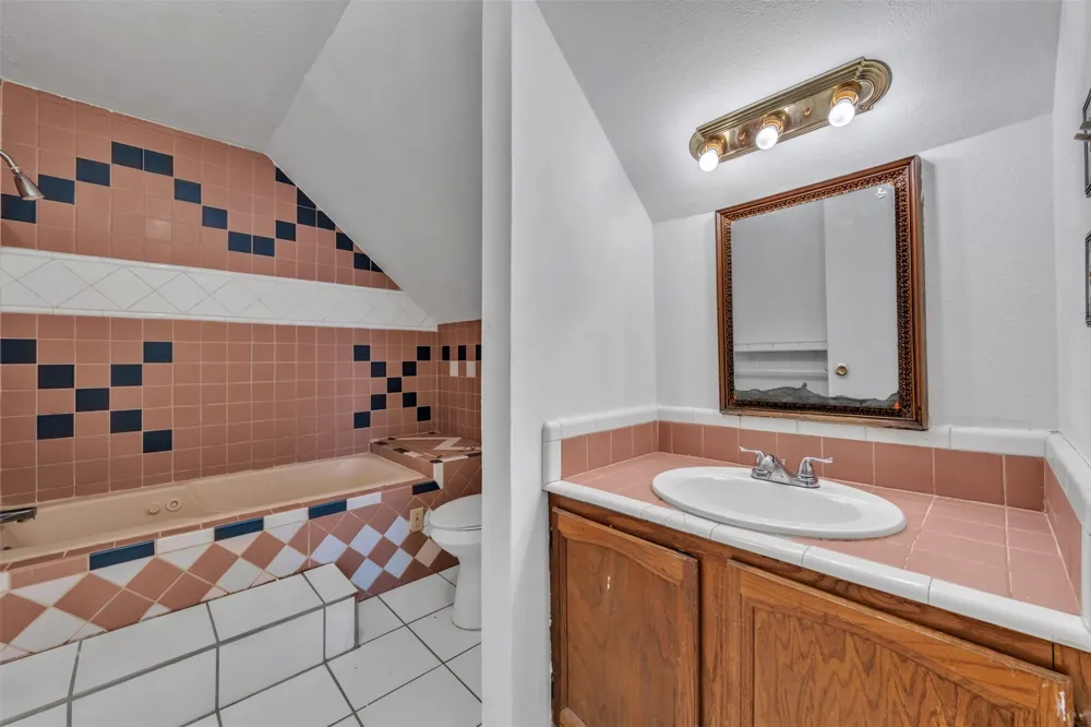 1512 Sheri Lane S Pelican Bay, TX 76020