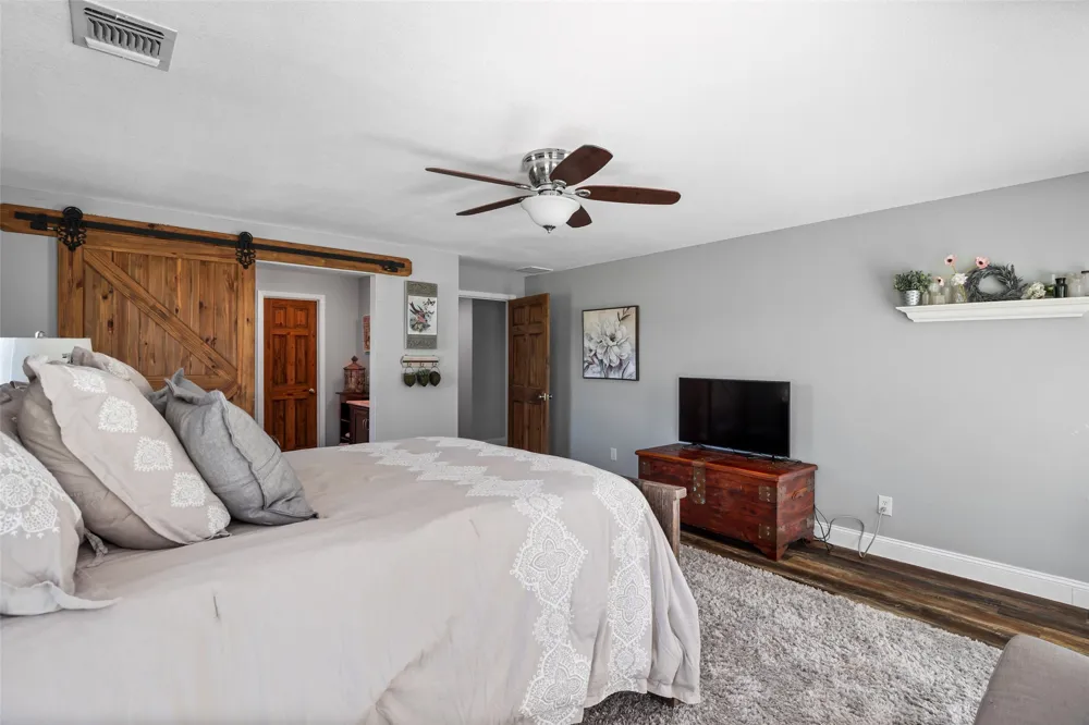 5100 Highway 144 Walnut Springs, TX 76690