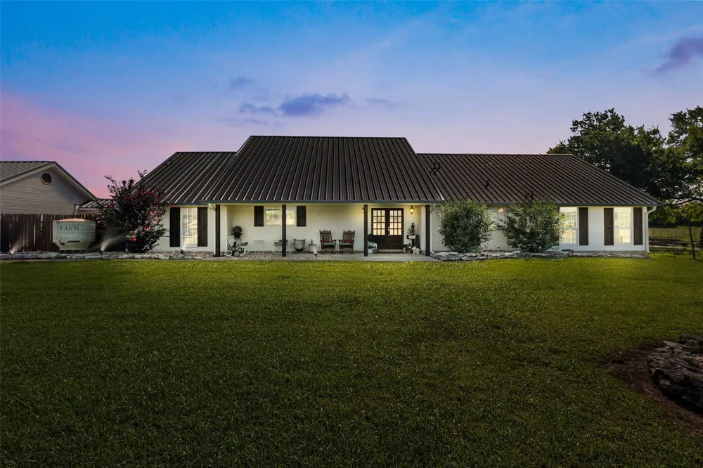 5100 Highway 144 Walnut Springs, TX 76690