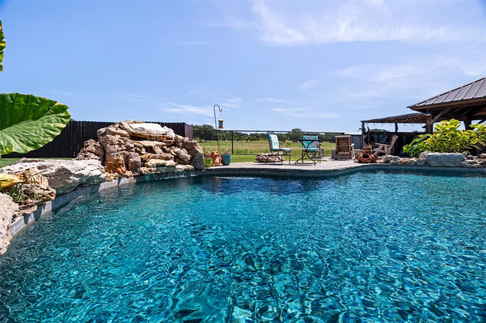 5100 Highway 144 Walnut Springs, TX 76690