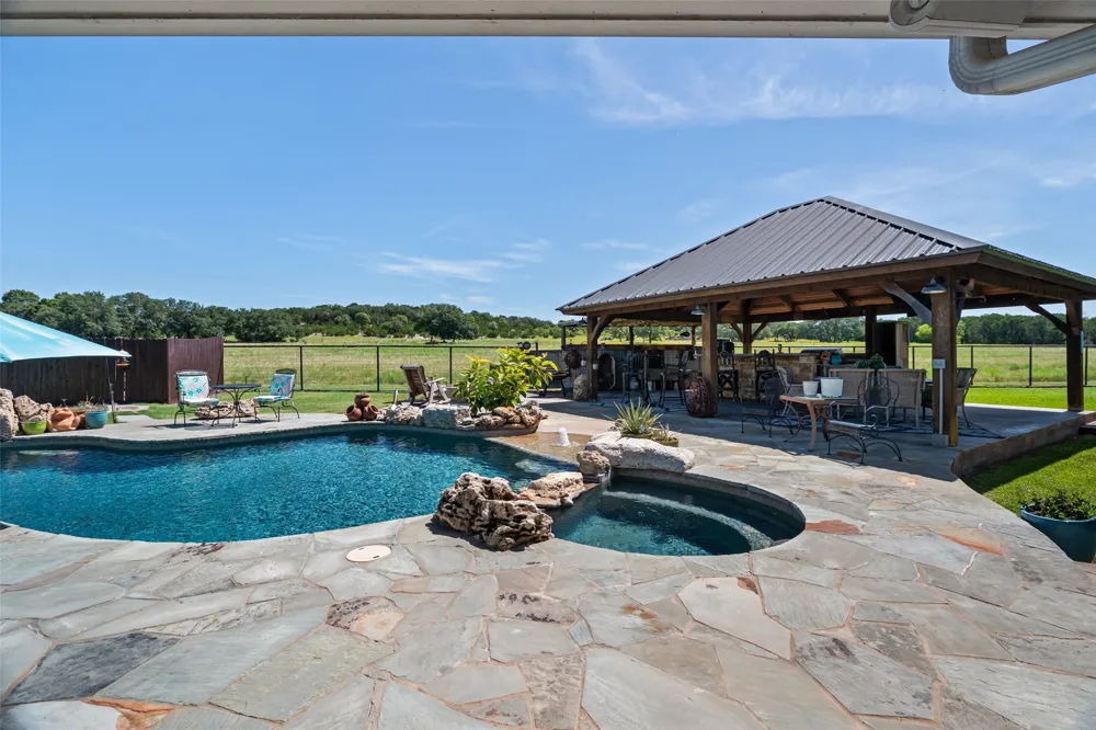 5100 Highway 144 Walnut Springs, TX 76690