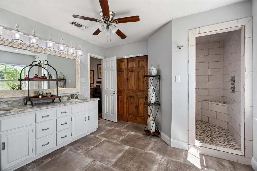 5100 Highway 144 Walnut Springs, TX 76690