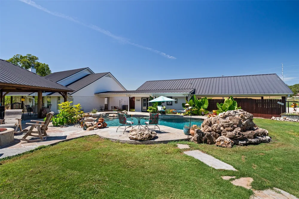 5100 Highway 144 Walnut Springs, TX 76690