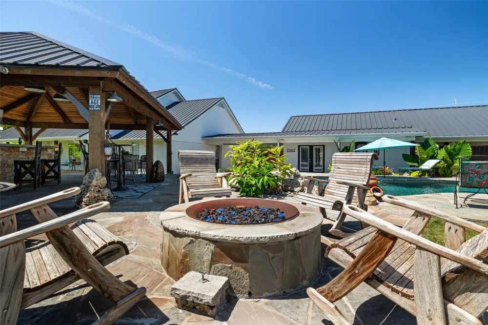 5100 Highway 144 Walnut Springs, TX 76690