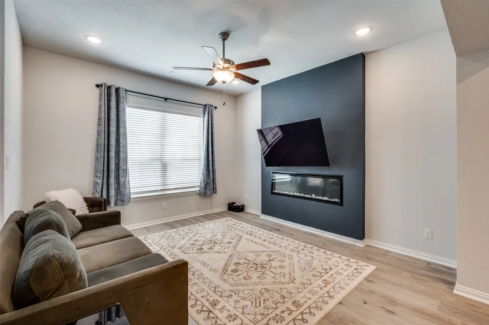 314 Colusa Drive Lewisville, TX 75056