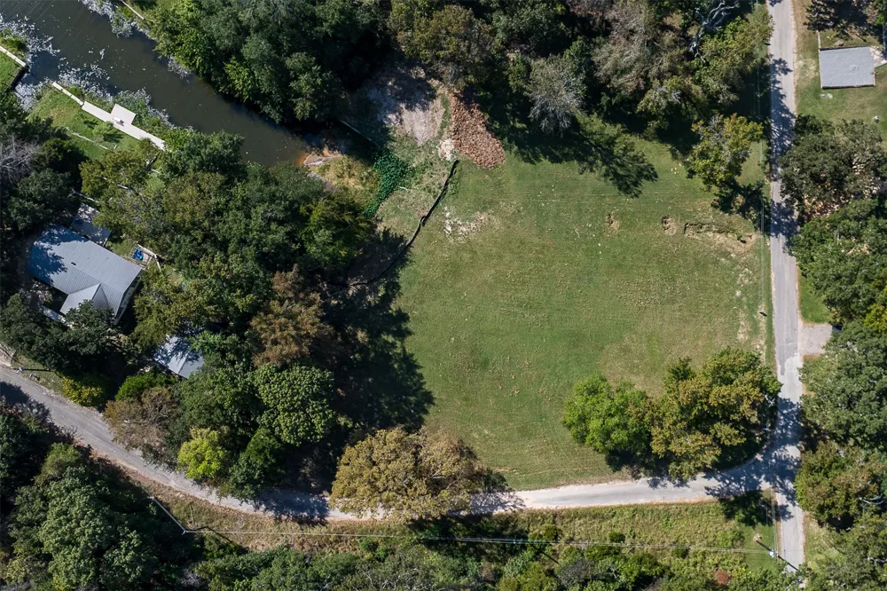 2524 Tanglewood Drive Athens, TX 75752