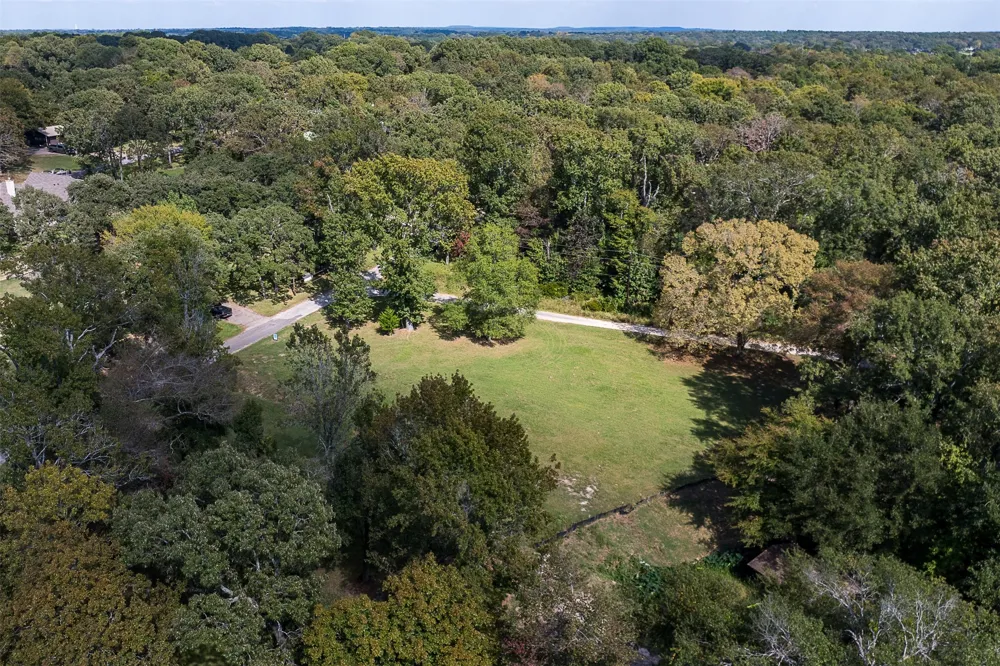 2524 Tanglewood Drive Athens, TX 75752