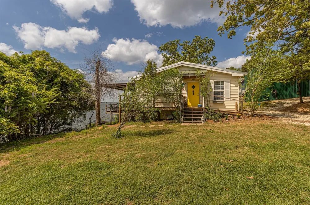 489 Martha Street Bullard, TX 75757