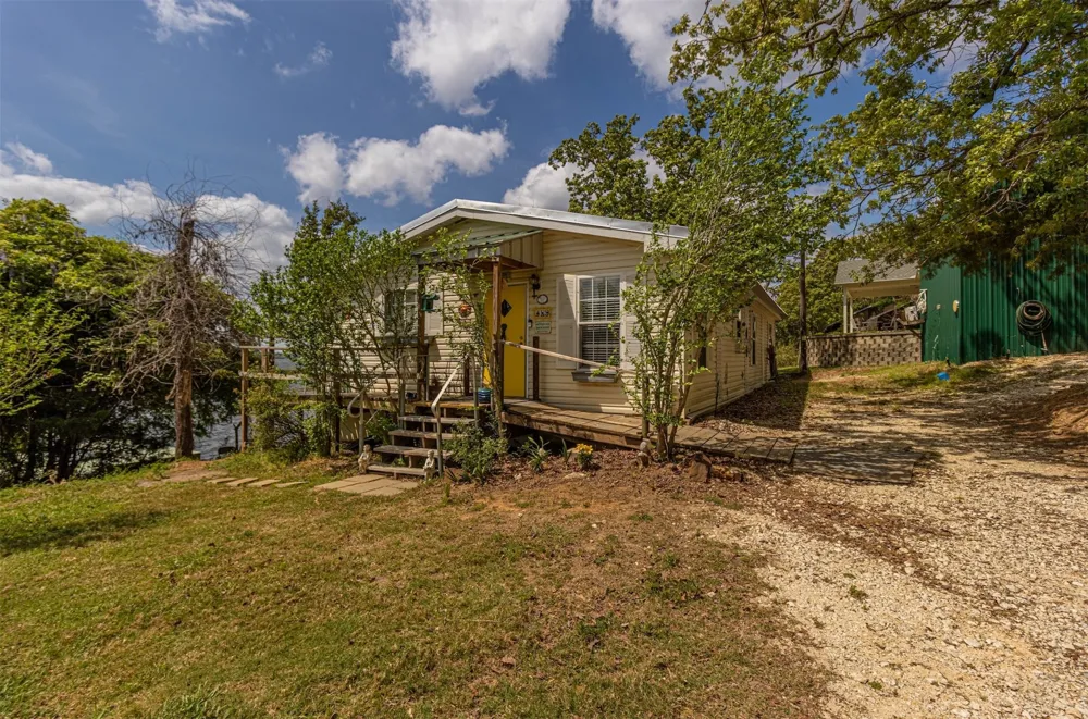 489 Martha Street Bullard, TX 75757
