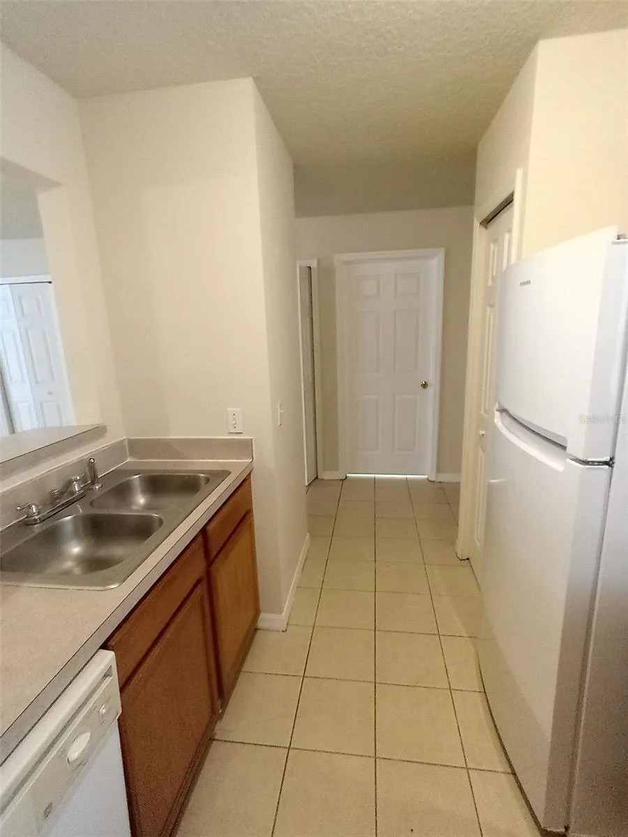 880 E COLUMBIA AVENUE Kissimmee, FL 34744