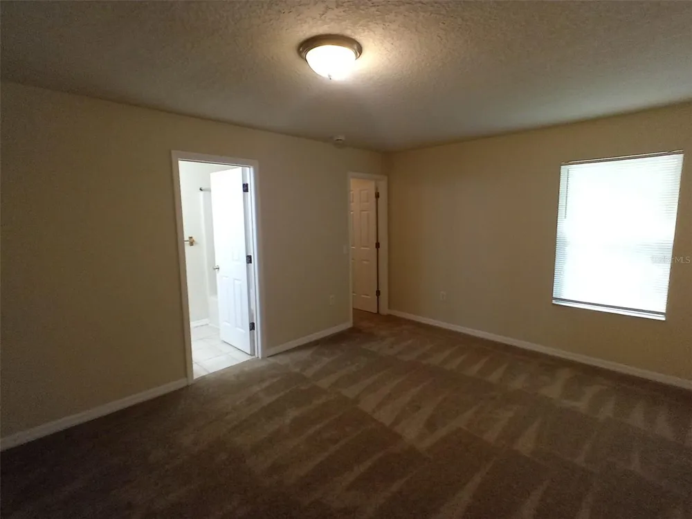 880 E COLUMBIA AVENUE Kissimmee, FL 34744