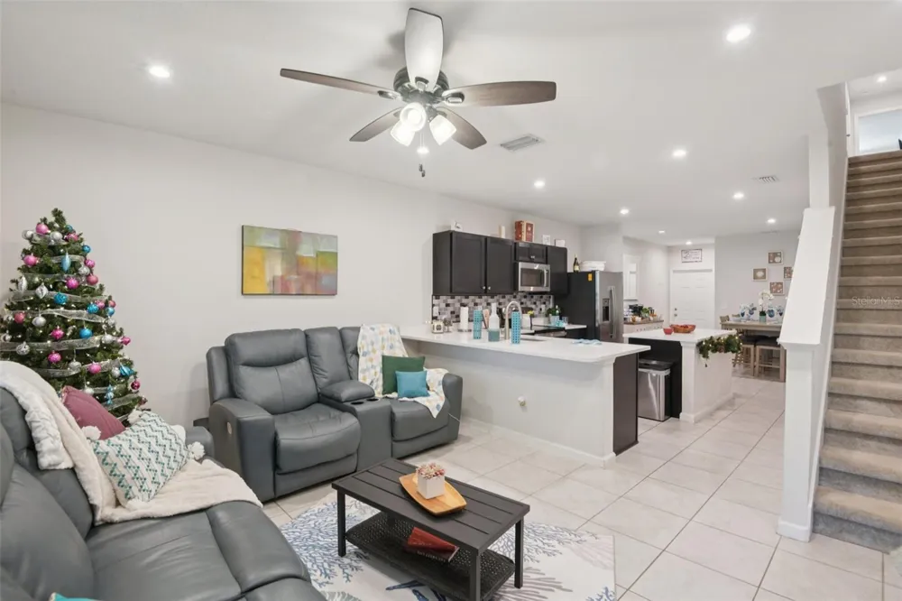 4167 HARBOUR PALM DRIVE Holiday, FL 34691