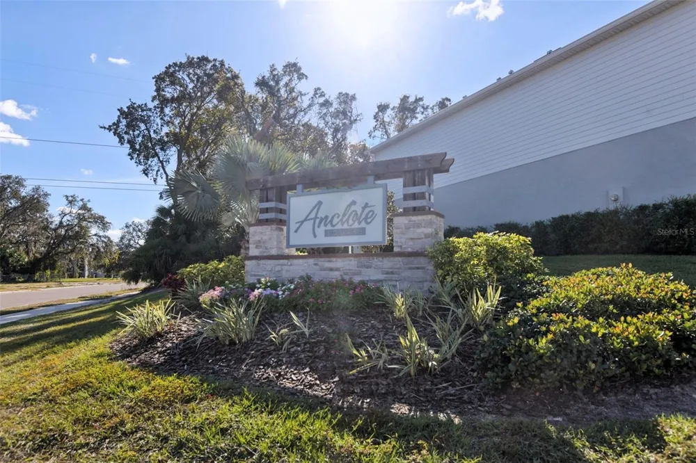 4167 HARBOUR PALM DRIVE Holiday, FL 34691