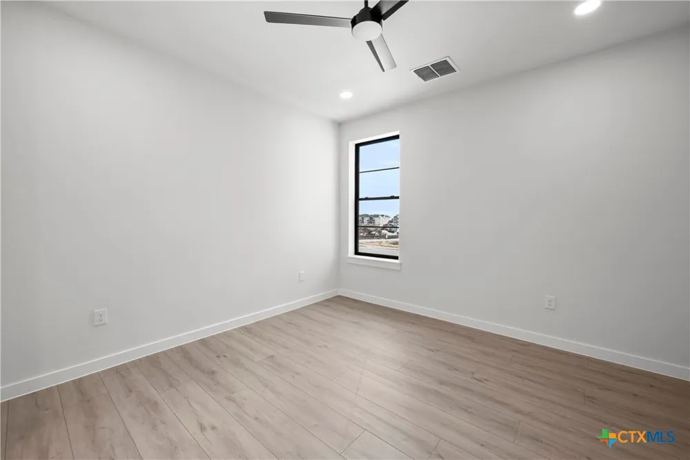 634 Central Parkway #1211 New Braunfels, TX 78130
