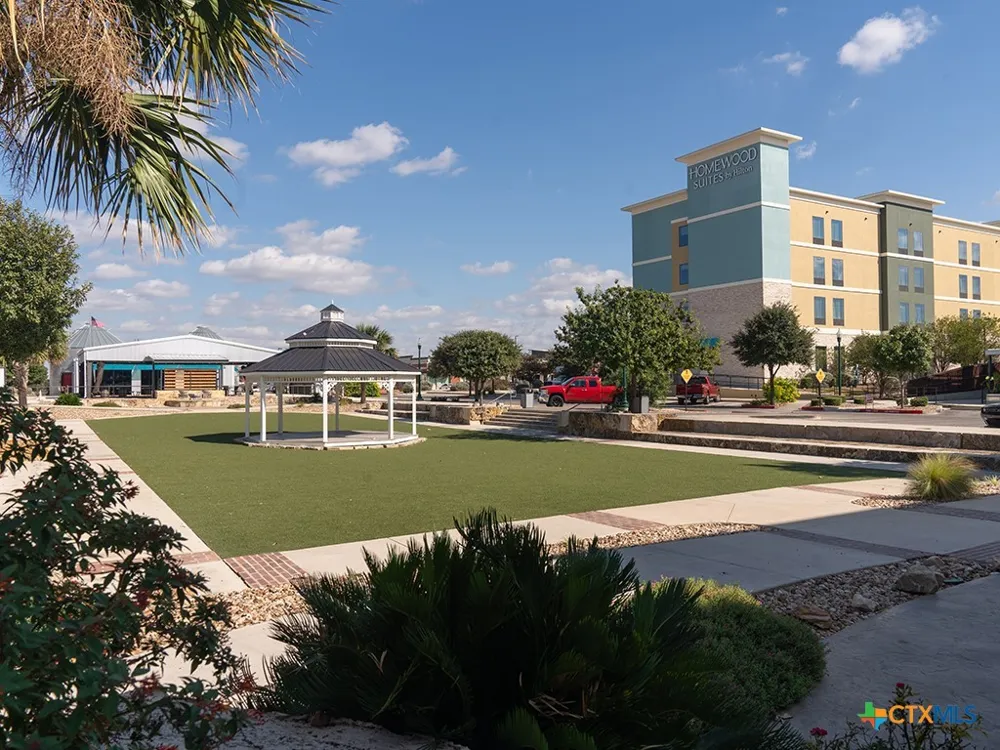 634 Central Parkway #1211 New Braunfels, TX 78130