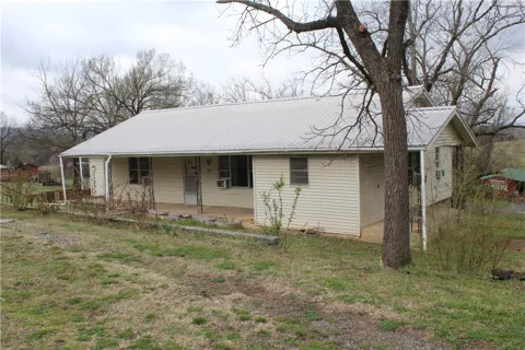 400 Canaan Road