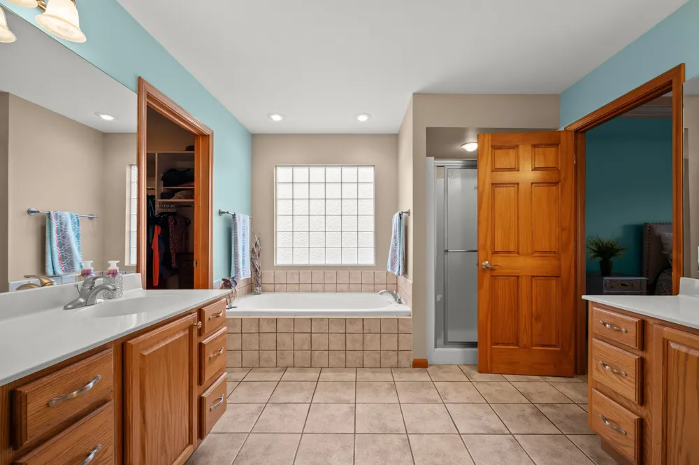 9847 Quail Run Court Lake Charter Township, MI 49106