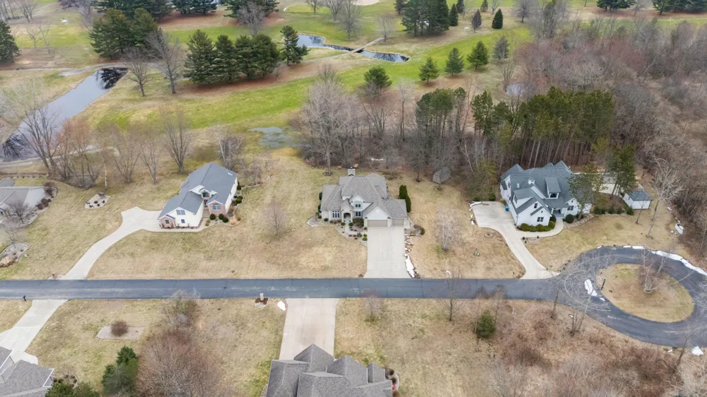 9847 Quail Run Court Lake Charter Township, MI 49106