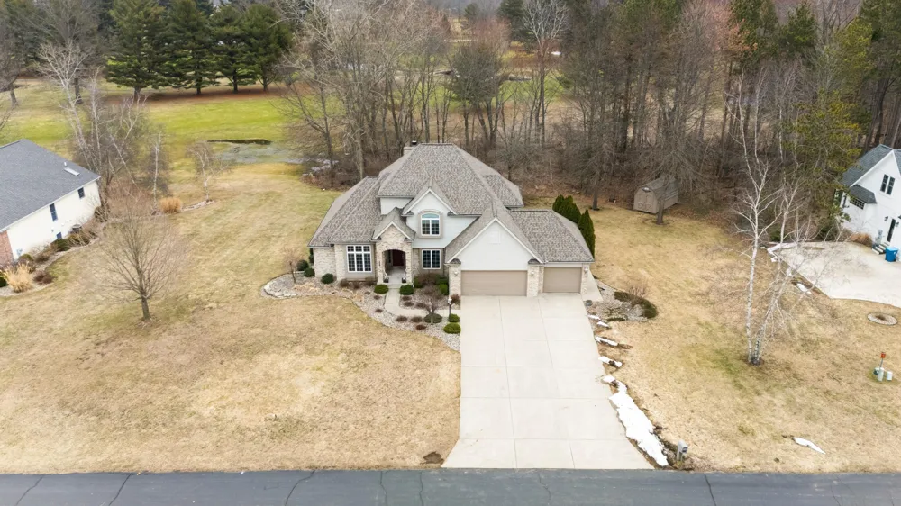 9847 Quail Run Court Lake Charter Township, MI 49106