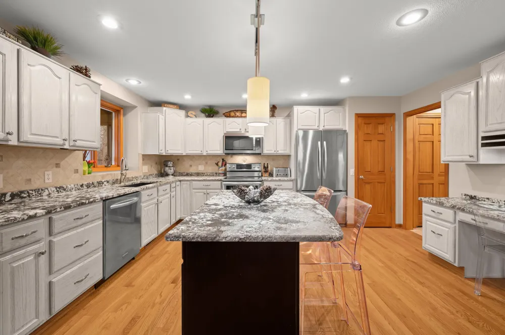 9847 Quail Run Court Lake Charter Township, MI 49106