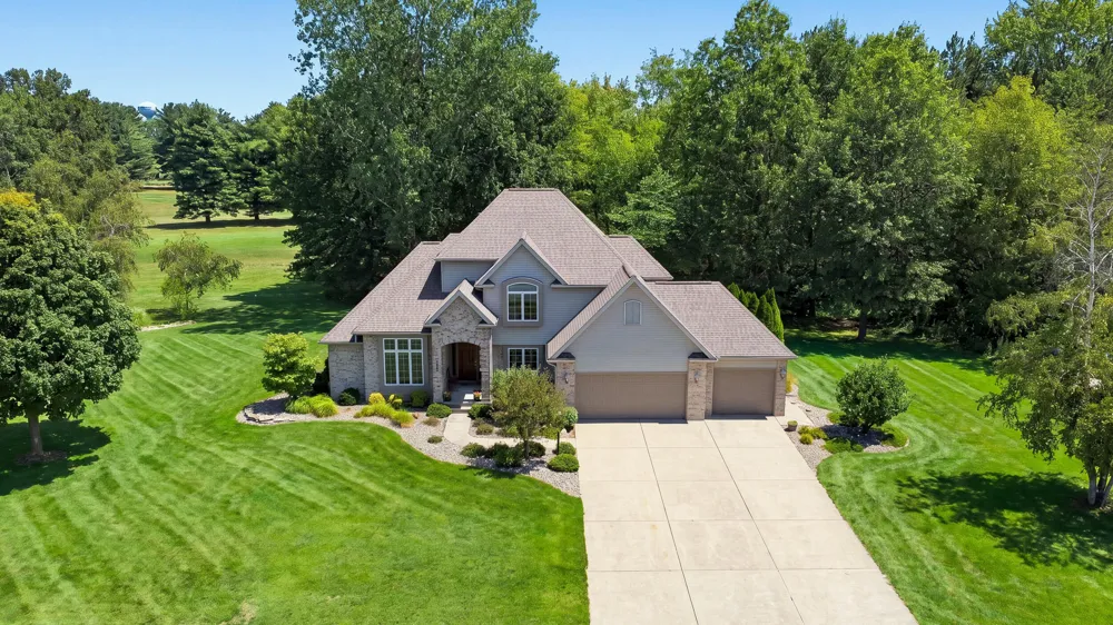 9847 Quail Run Court Lake Charter Township, MI 49106