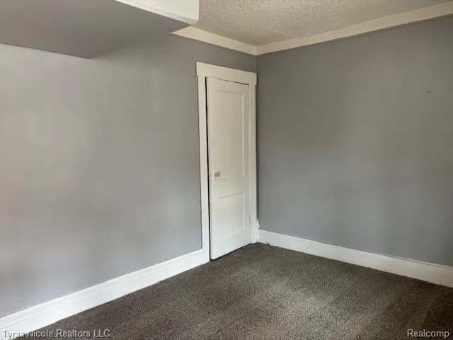 49 Orchard Street River Rouge City, MI 48218