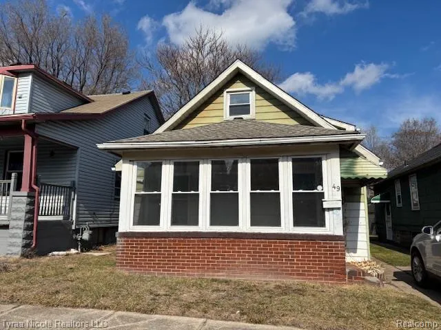 49 Orchard Street River Rouge City, MI 48218
