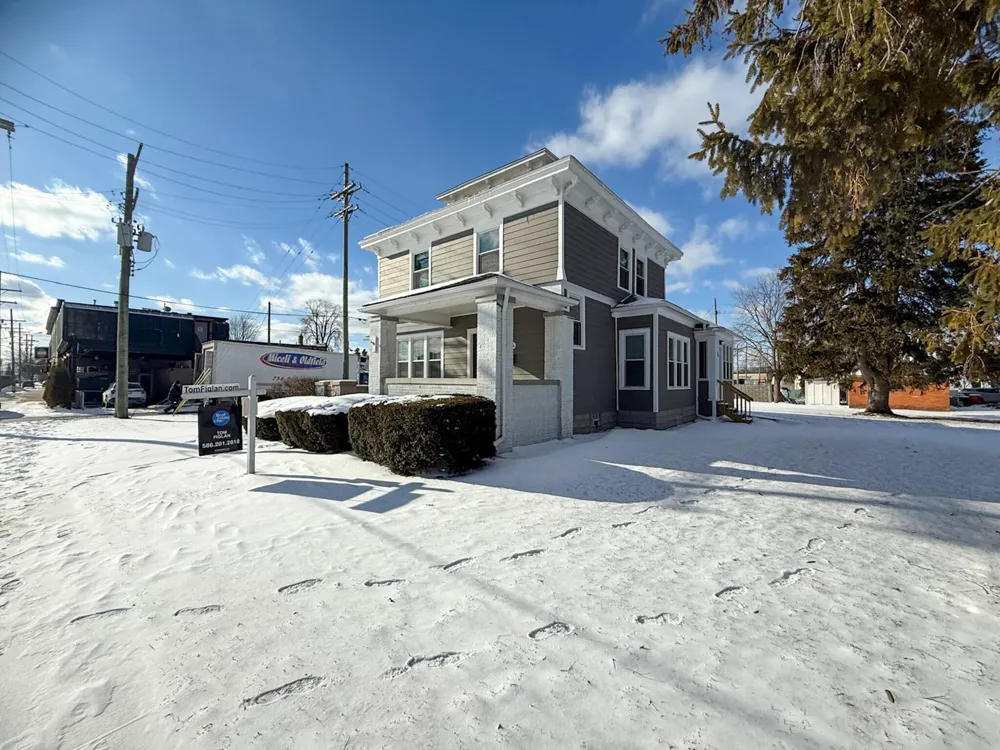 36465 Main Street #Lower New Baltimore City, MI 48047